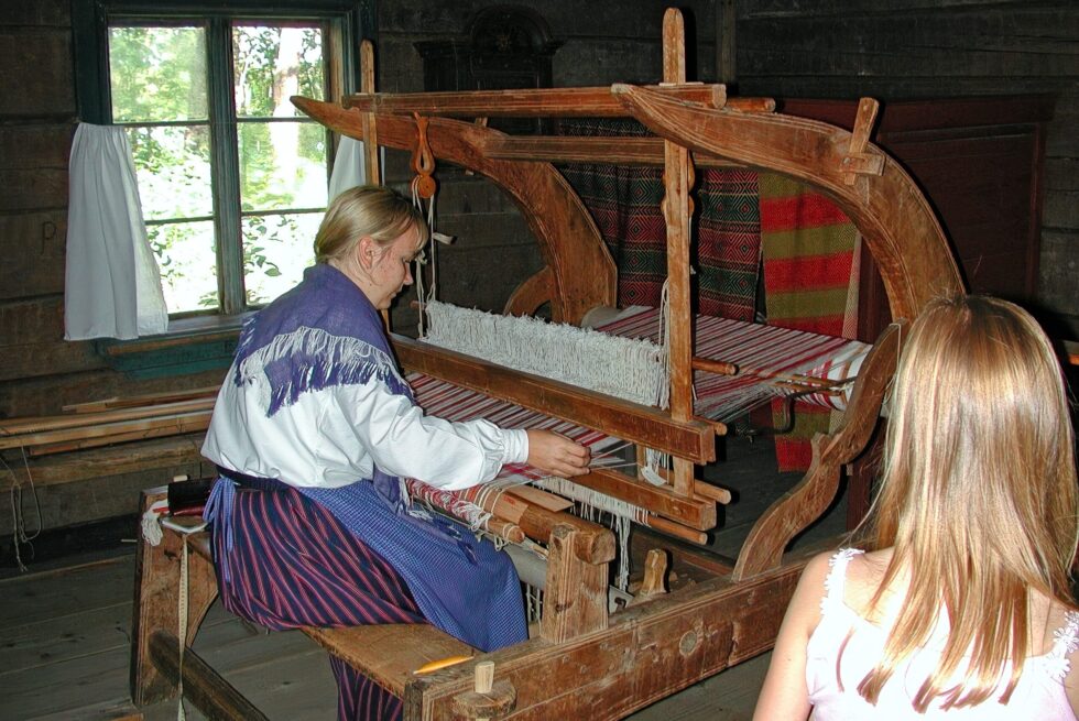 Finnland Helsinki Seurasaari Bauernhof Weberin