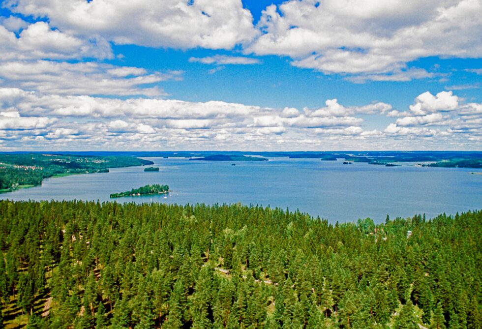 Finnland Lahti Sprungschanze Aussicht See