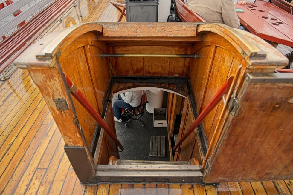 Finnland Porvoo Boot Dampfschiff S_S J.L. Runeberg Treppe