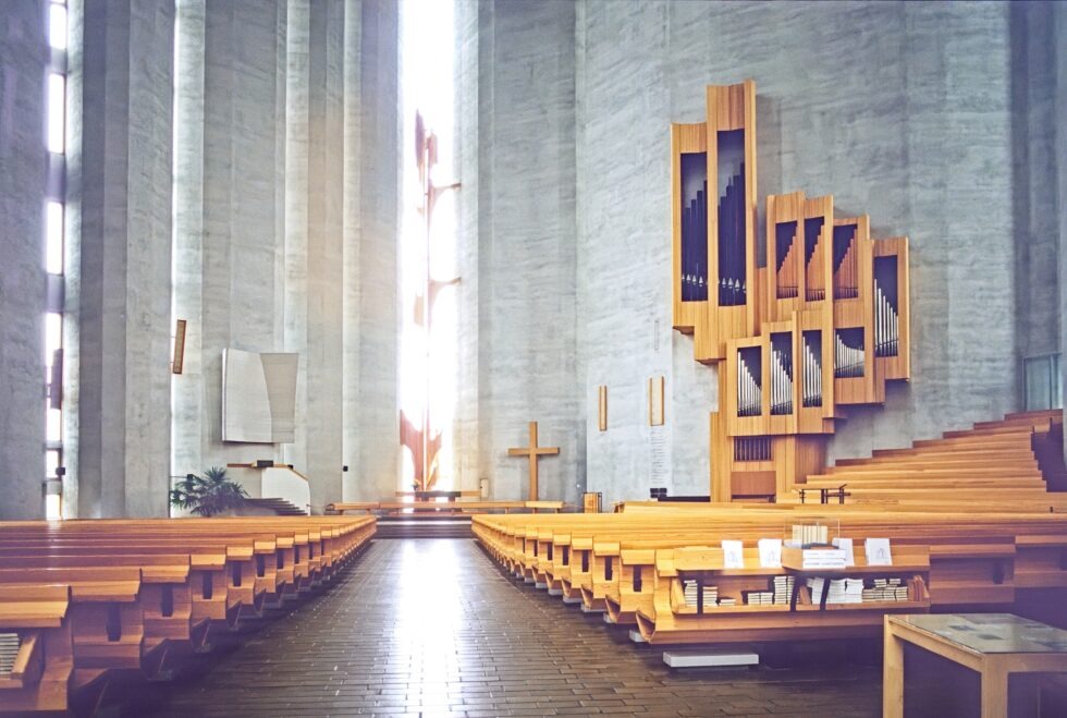 Finnland Tampere Kaleva-Kirche modern Kirchenraum