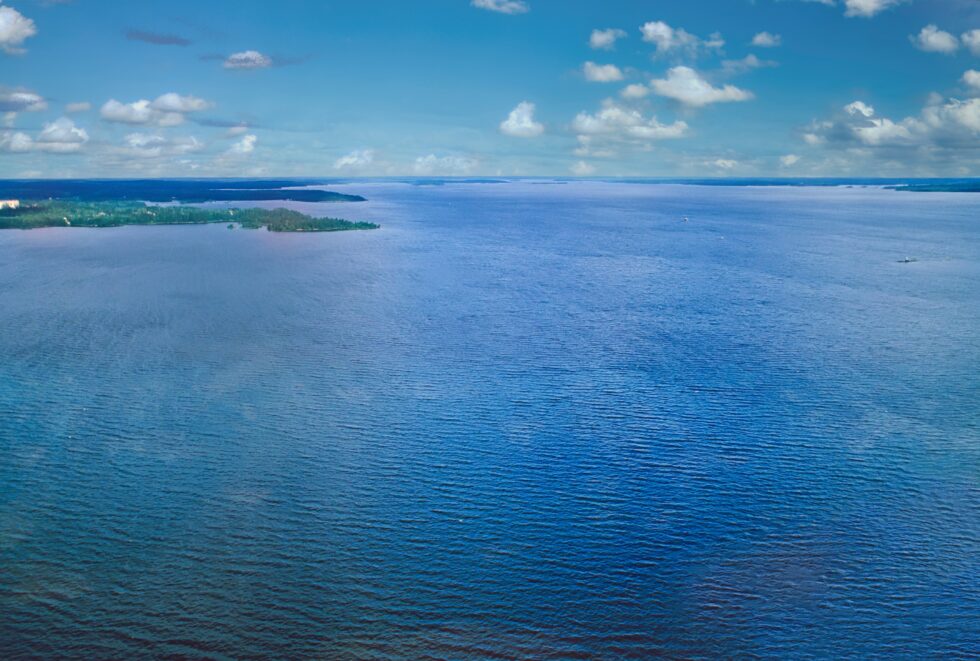 Finnland Tampere Näsinneula-Turm Aussicht Landschaft